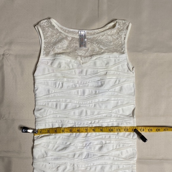 Colorful White Fitted Dress With White Floral Designs - Picture 9 of 11